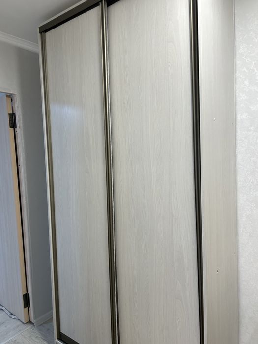 Продам шкаф купе