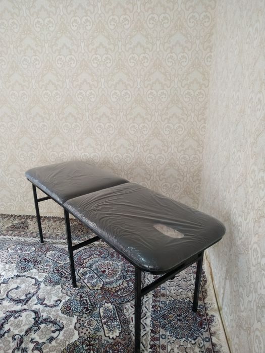 Массажные кушетка хижома .нагрузка.250/300.кг