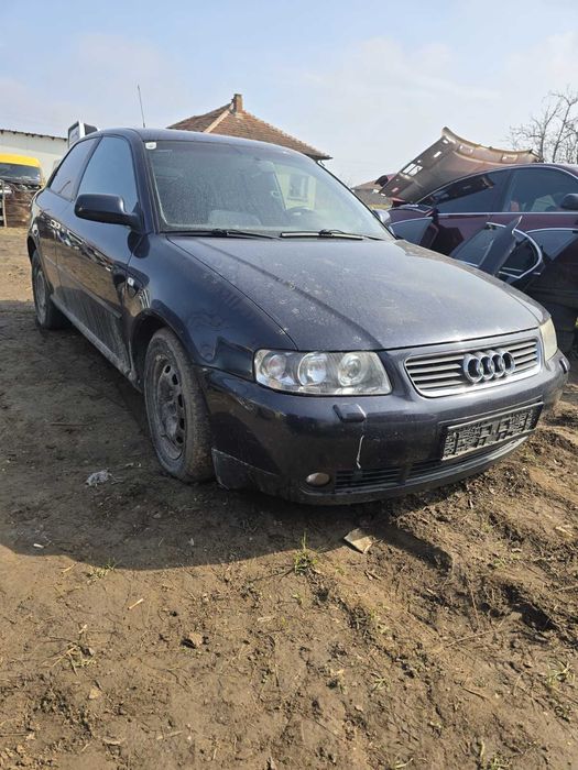 Ауди а3 1.9 110 на части