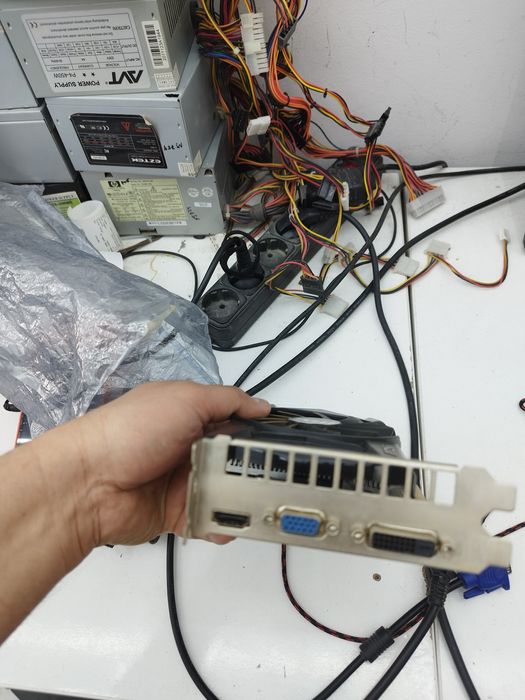 Видеокарта nvidia 2gb