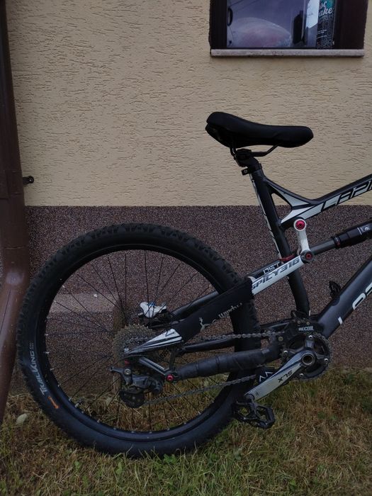 Bicicleta Lapierre Spicy 316 anul 2011 de enduro full suspension