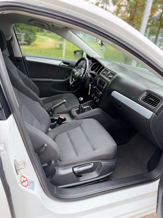 VW Jetta 2018 2.0 TDI