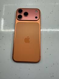 Продам iPhone 17 pro состояние новый