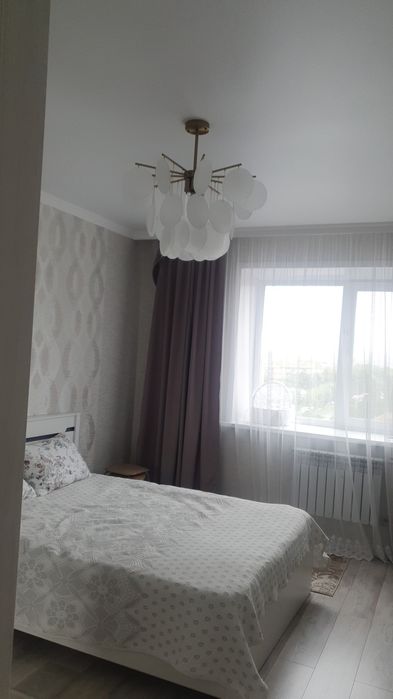 Продам шторы в гостиную