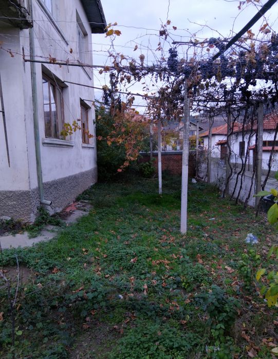 Продава се Къща в с. Коняво, Област Кюстендил - 150 кв.м за 334 €/кв.м - Снимка #1