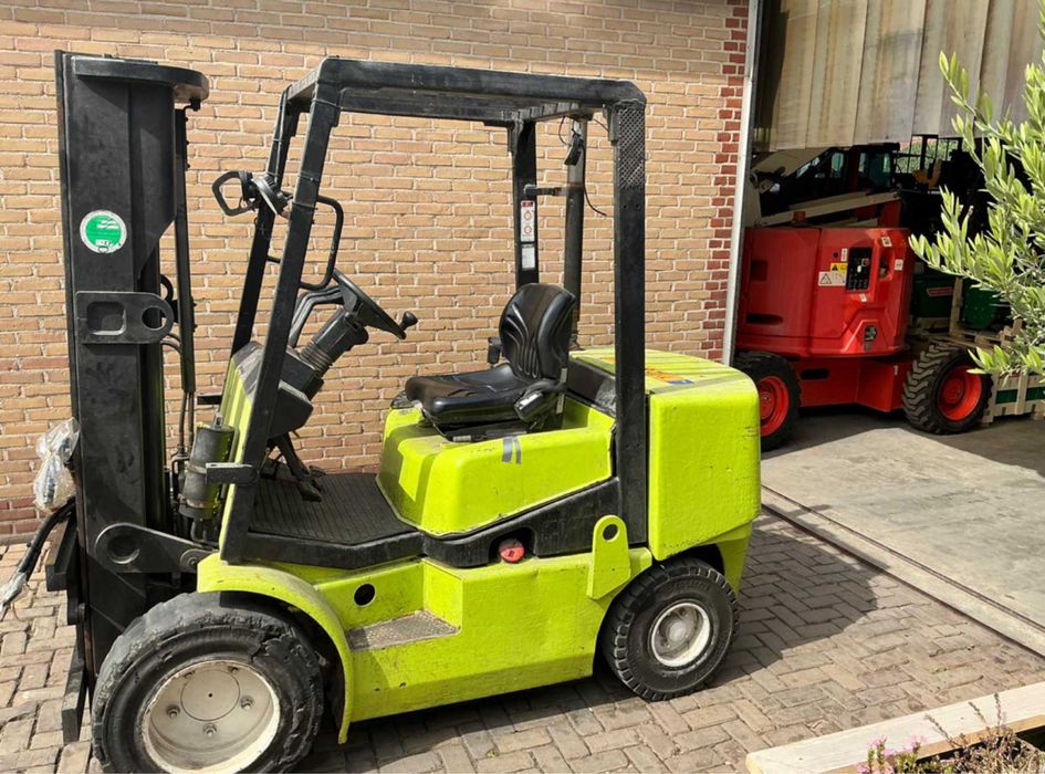 Stivuitor Clark CDP30H