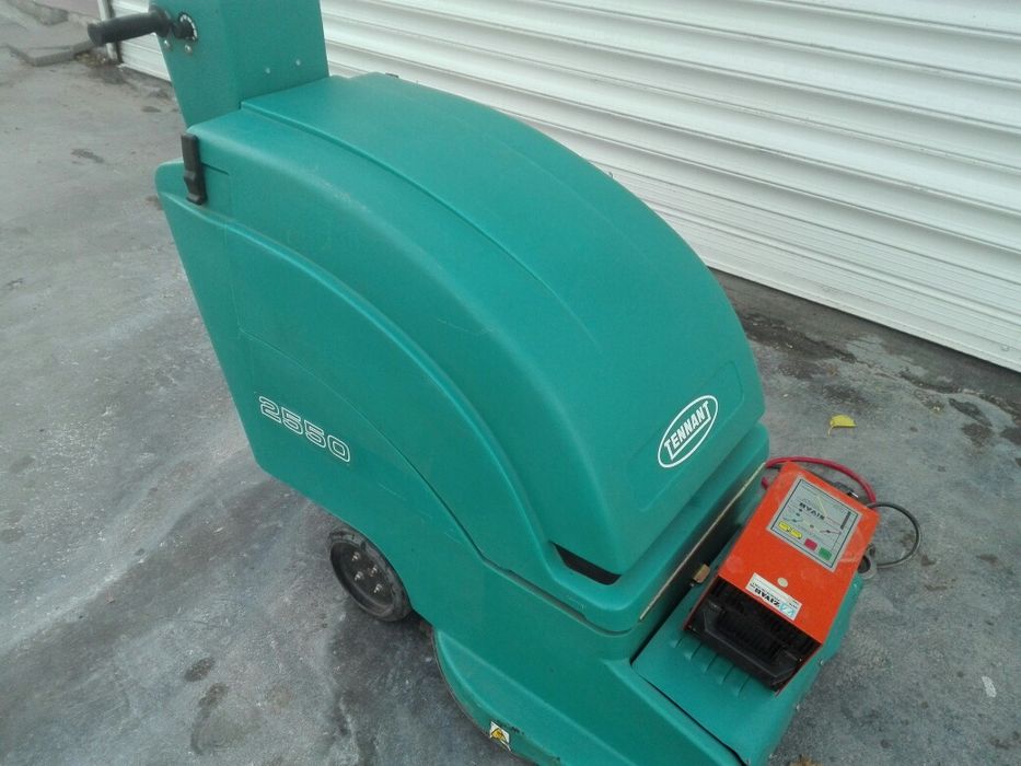 Подополираща машина Tenannt 2550/ 36V Полиране Всички Настилки