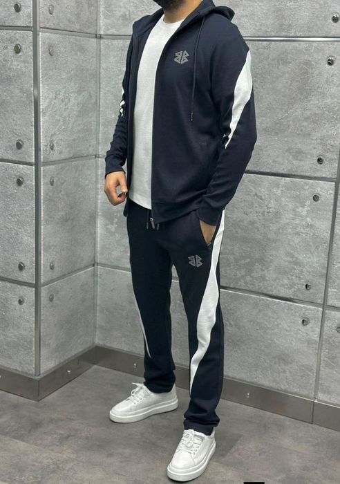 Compleu dama diferite modele