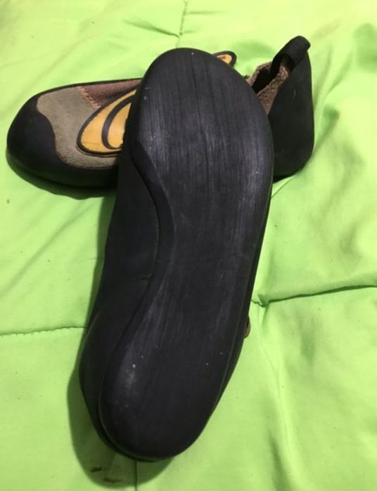 Adidasi MAMMUT copi nr3