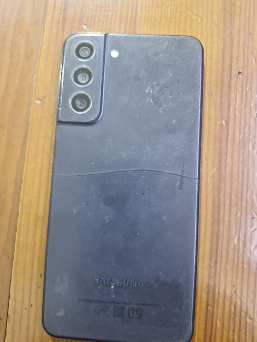 Продам самсунг s 21 fe