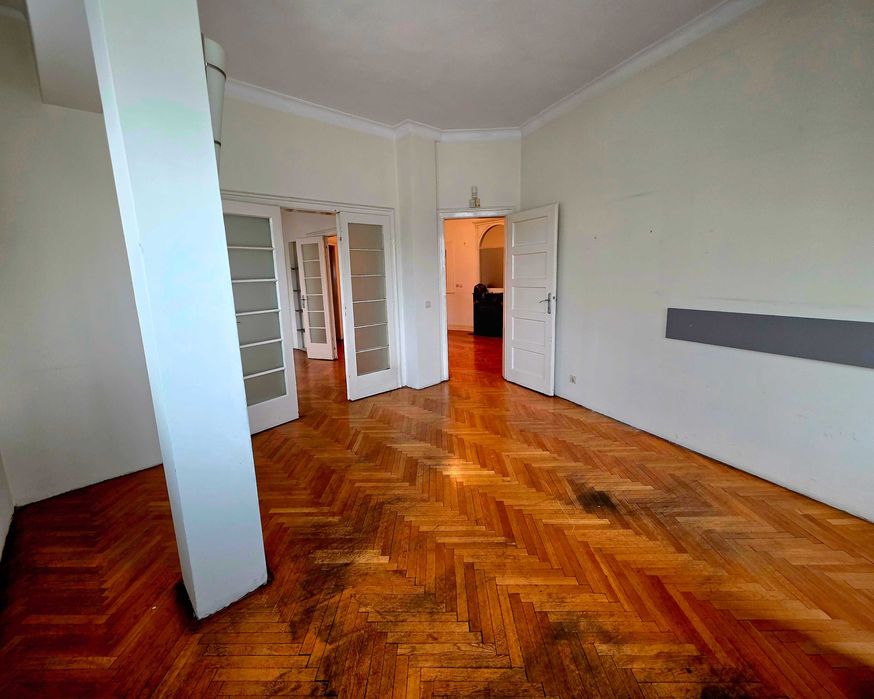 Дава се под наем Офис в София, Център - 120 кв.м за 2792.76 € - Снимка #12
