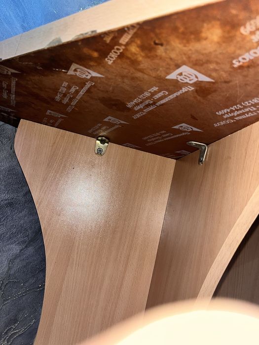 Стол кухонный