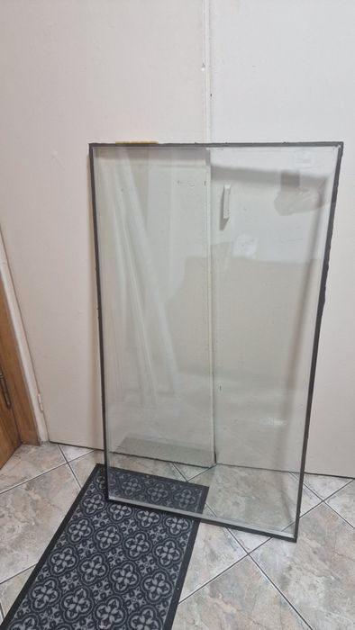 Vând termopane, ferestre, geamuri și plase țânțari-sh