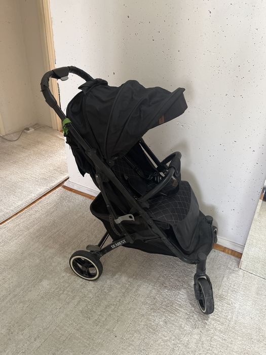 Продам детскую коляску