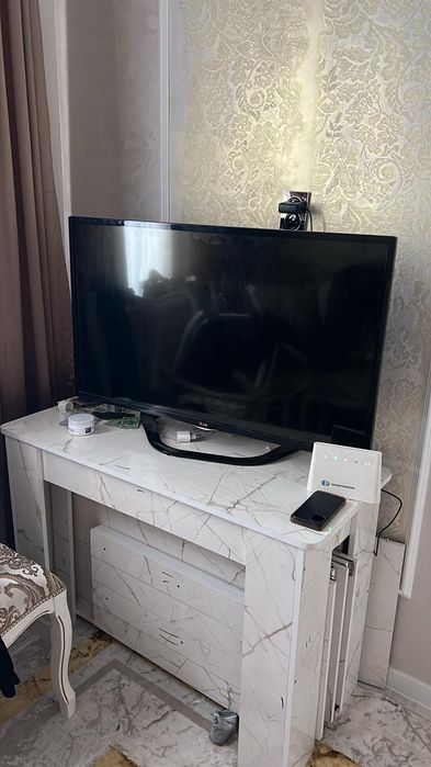 Телевизор сатылады бұзылмаған. Жақсы көрсетіп тұр