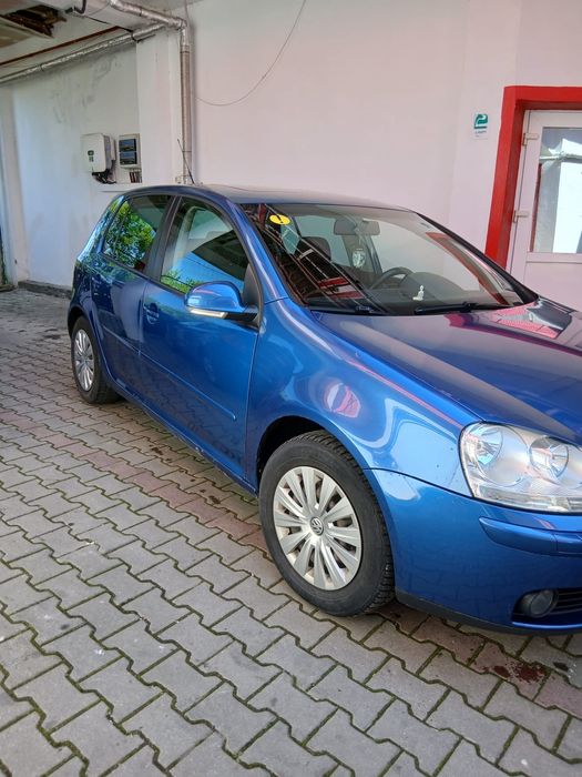 Vânzare urgentă mașinuță Volkswagen Golf (2008)
