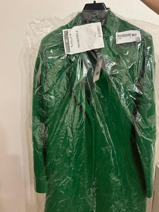 Продаю женский  пальто-пиджак