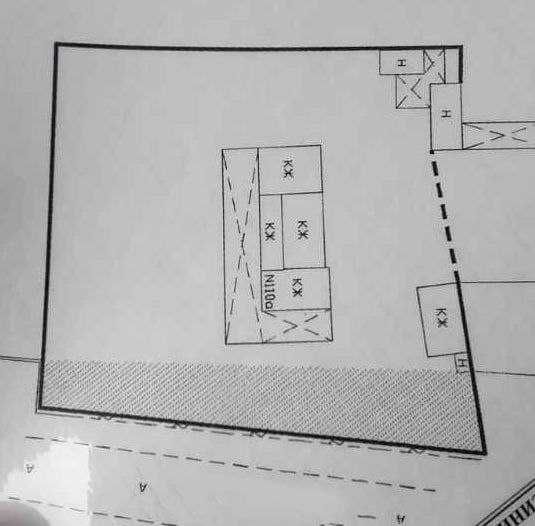 Продаётся участок. Вдоль дороги