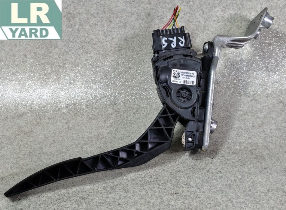 Pedala acceleratie LHD DISCOVERY 4; RANGE ROVER SPORT 2010-2013