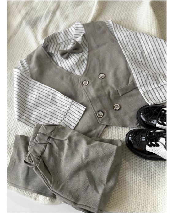 Продам костюм на мальчика