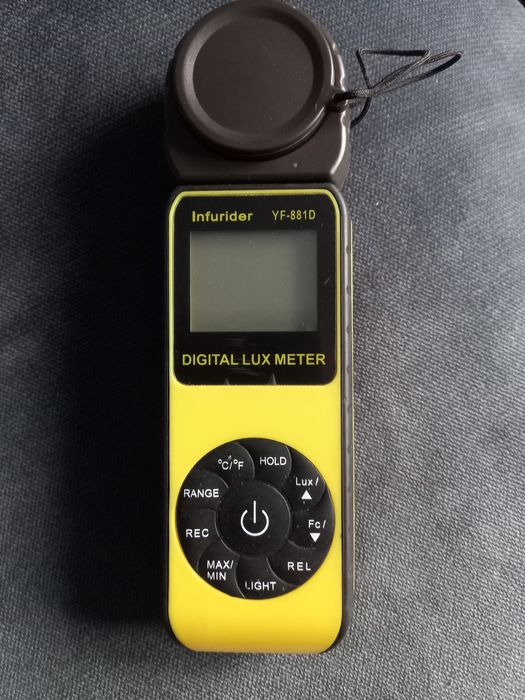 Luxmetru masurarea luminii si a temperaturii