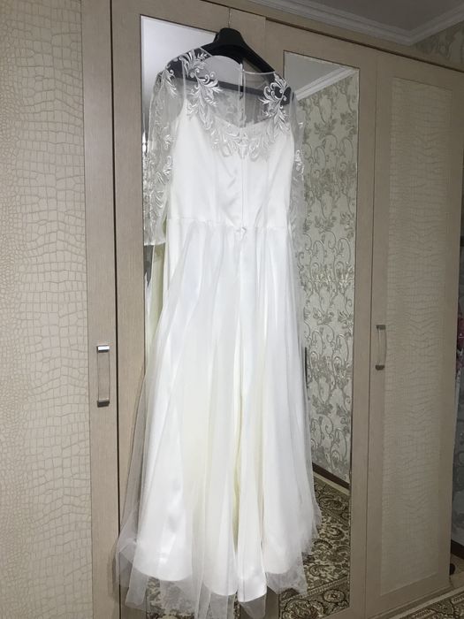 Свадебные платья