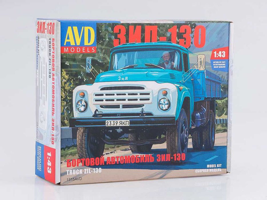 Сборная модель грузовика ЗиЛ-130 масштаб 1:43 AVD