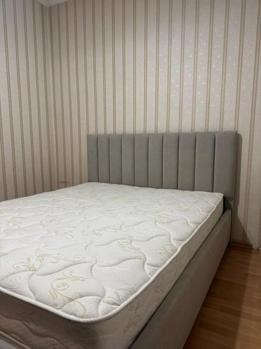 Продам двухспальную кровать