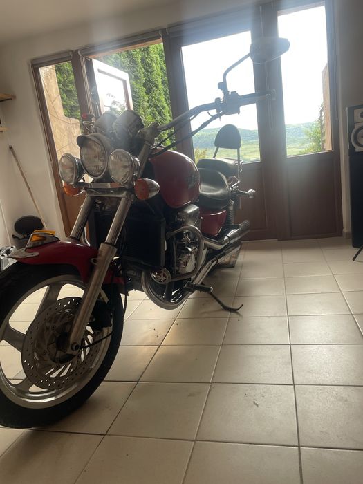 Honda vf 750c magna rc43