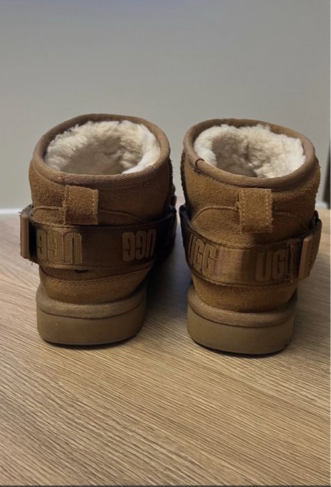 Ugg hybrid ultra mini