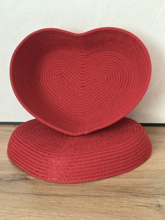 Продам хлопковую корзину в виде сердца