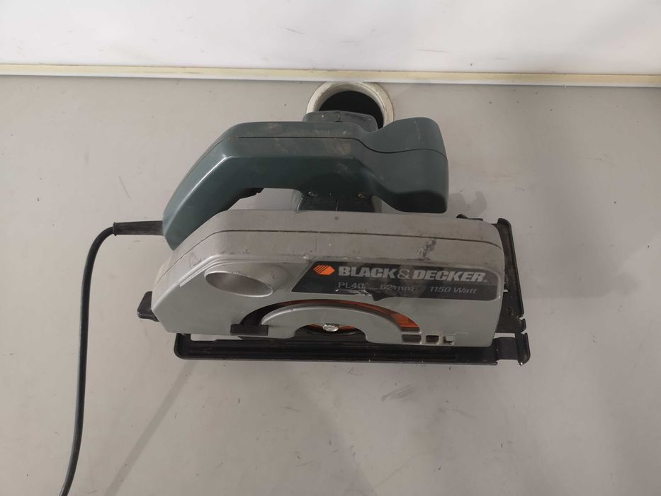 Ръчен циркуляр - Black & Decker 1150W