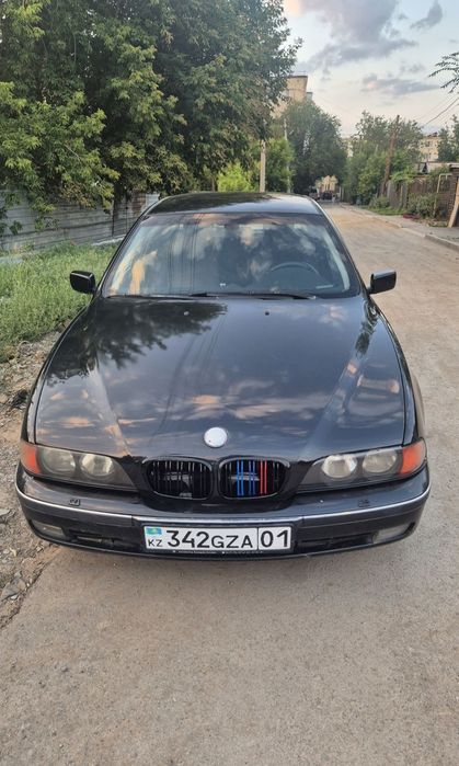 БМВ е39 2,5 автомат