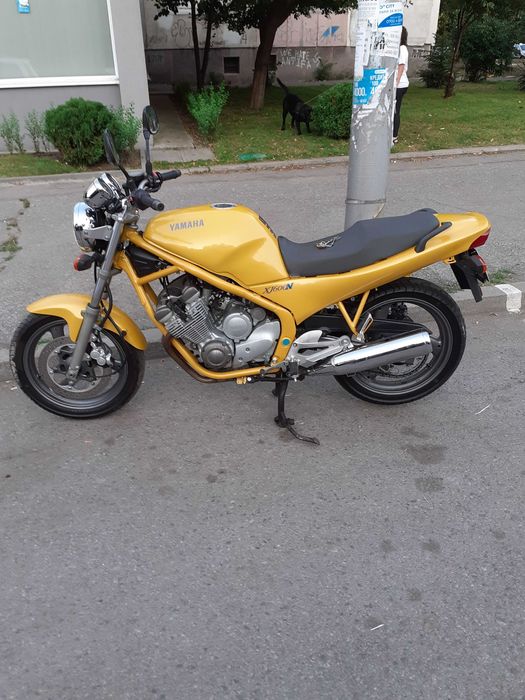Продавам Ямаха XJ 600 N