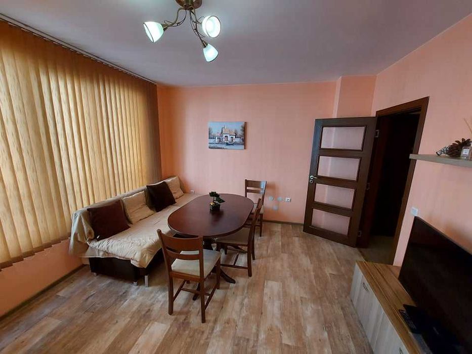 Дава се под наем Двустаен апартамент в Бургас, Изгрев - 68 кв.м за 239.7 € - Снимка #4