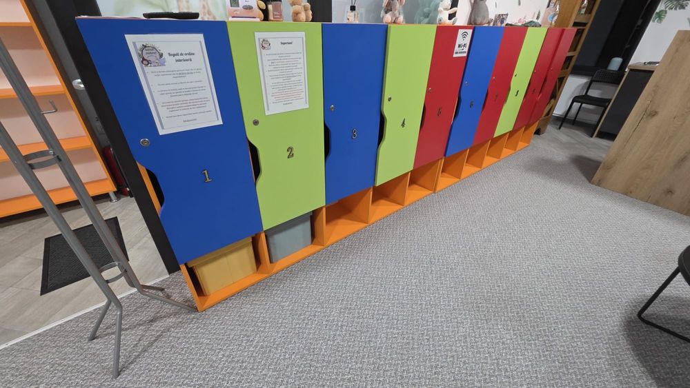 Vand loc de joaca pentru copii-afacere la cheie