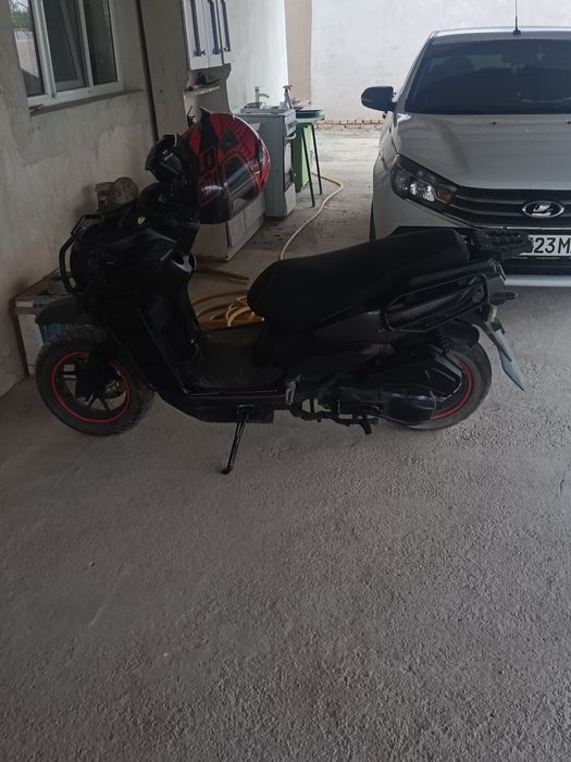 Skuter tank 150cc