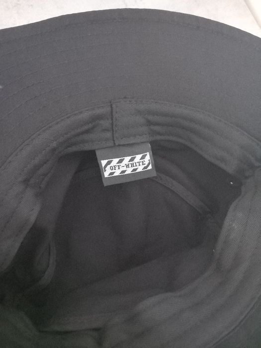 Шапка лятна Off white