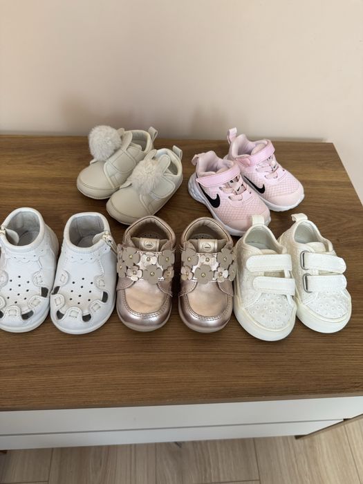 Бебешки обувки нови