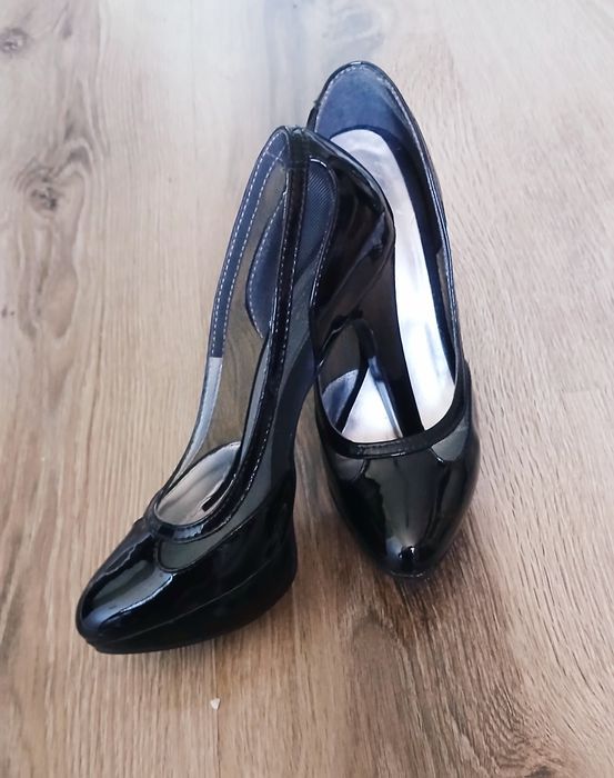 Pantofi cu toc, piele lacuita, marimea 36