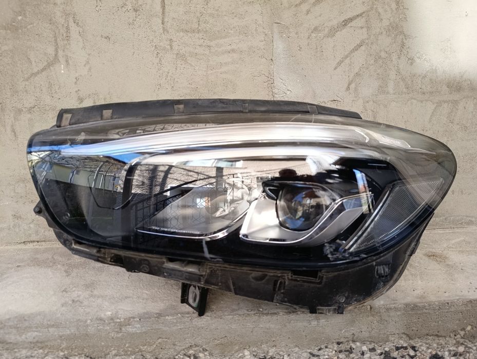 Ляв фар за Mercedes B class FUL Led original HELLA evrope