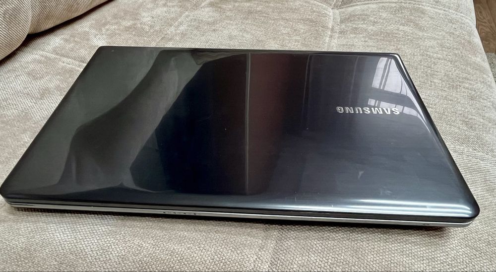 Ноутбук Samsung на запчасти