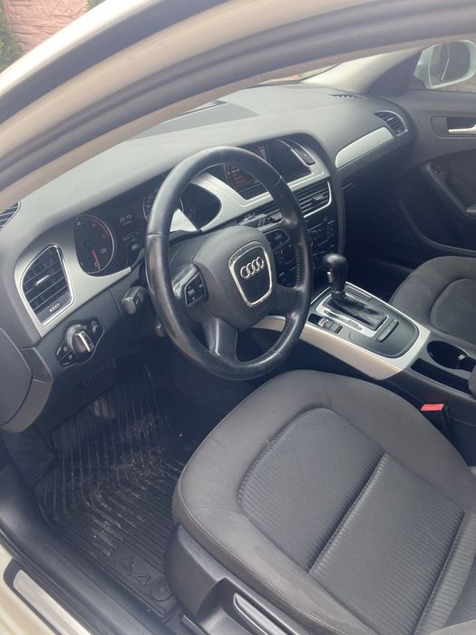 Vand audi A4 s-line din 2010