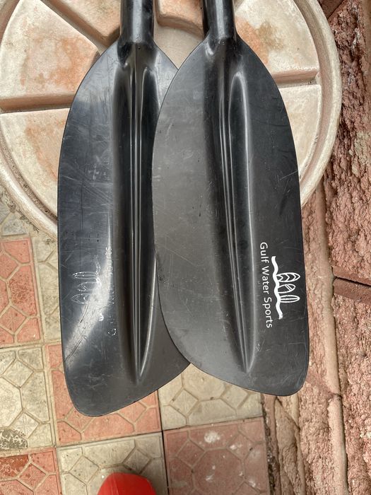 Продам пластиковую лодку (Каяк)