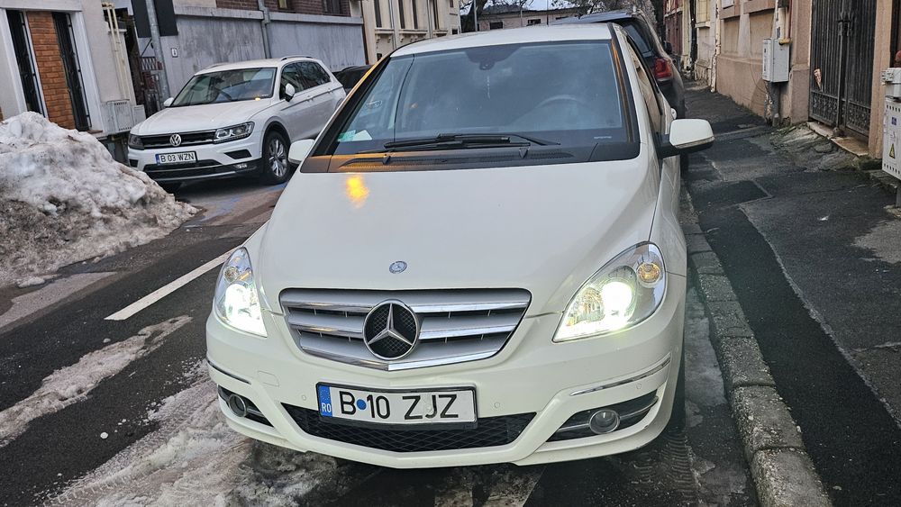 Vand Mercedes Benz  B180