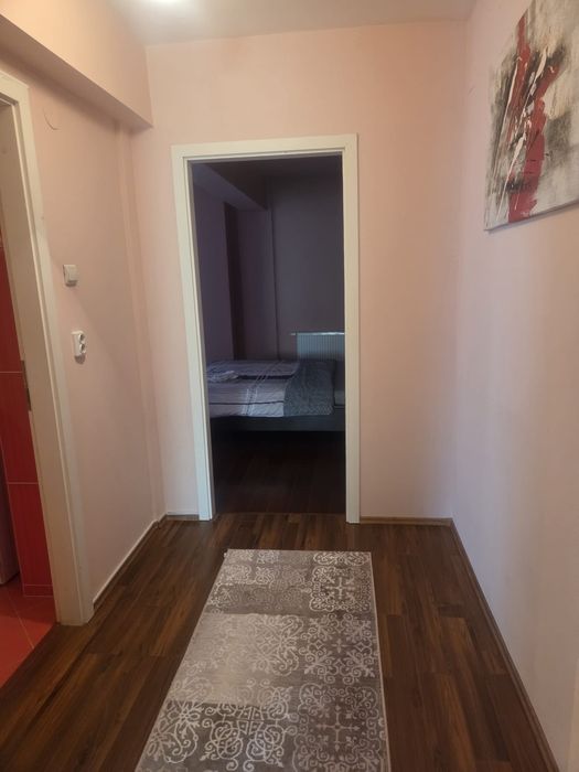 OFERTĂ!Apartament de inchiriat cu  3 camere etaj 4 ,LIFT,  pe strada munteniei terasă mare PENTHOUSE