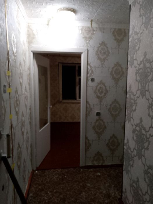 Sirdaryo viloyati shirin shahrida do’stlik mahallasida 1 blok 5 dom 40