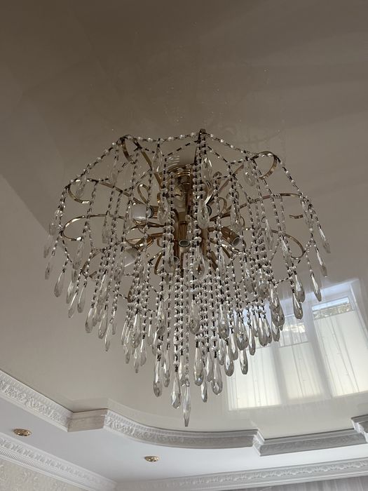 Продам люстру 2шт