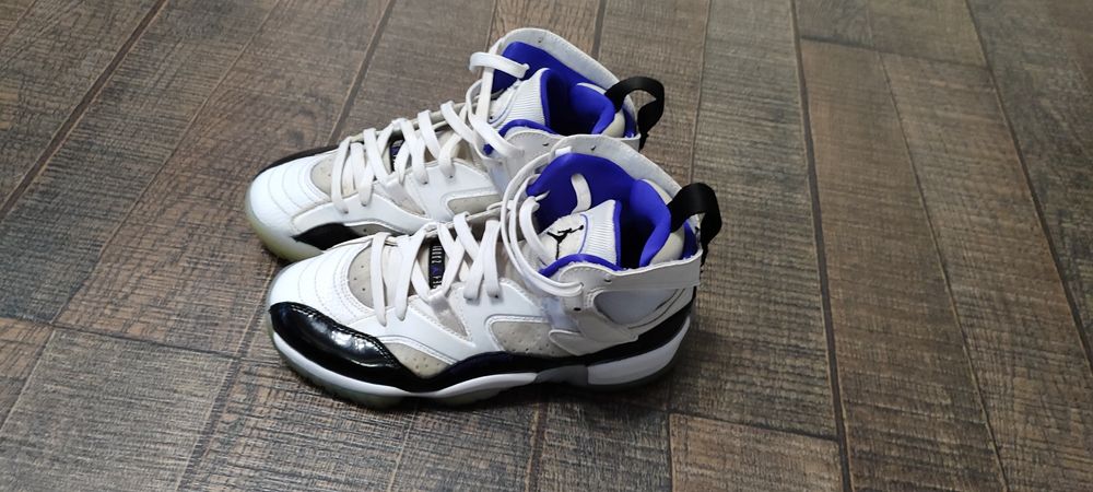 Намалено!!!Обувки 38.5 номер джорданки