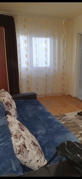 Inchiriez garsoniera